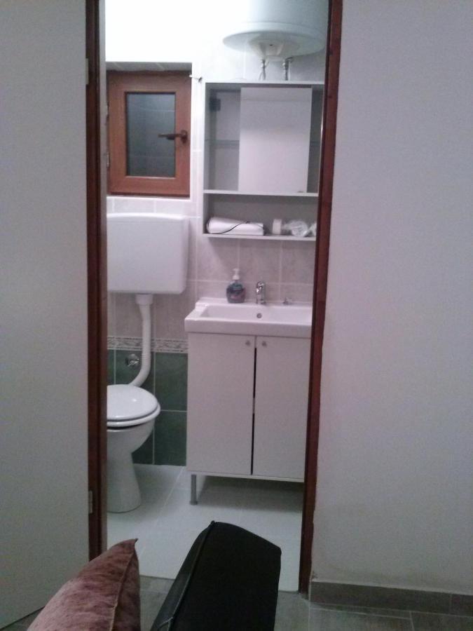 Apartments By The Sea Martinscica, Cres - 14334 외부 사진
